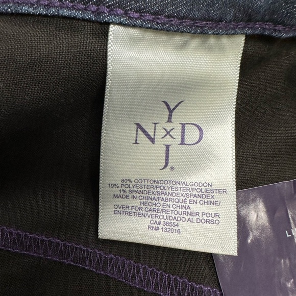 NYDJ Not Your Daughter’s Jeans Denim Shorts – Size 24W - Picture 6 of 11